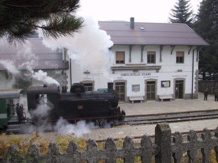Il treno a vapore alla stazione di Camigliatello